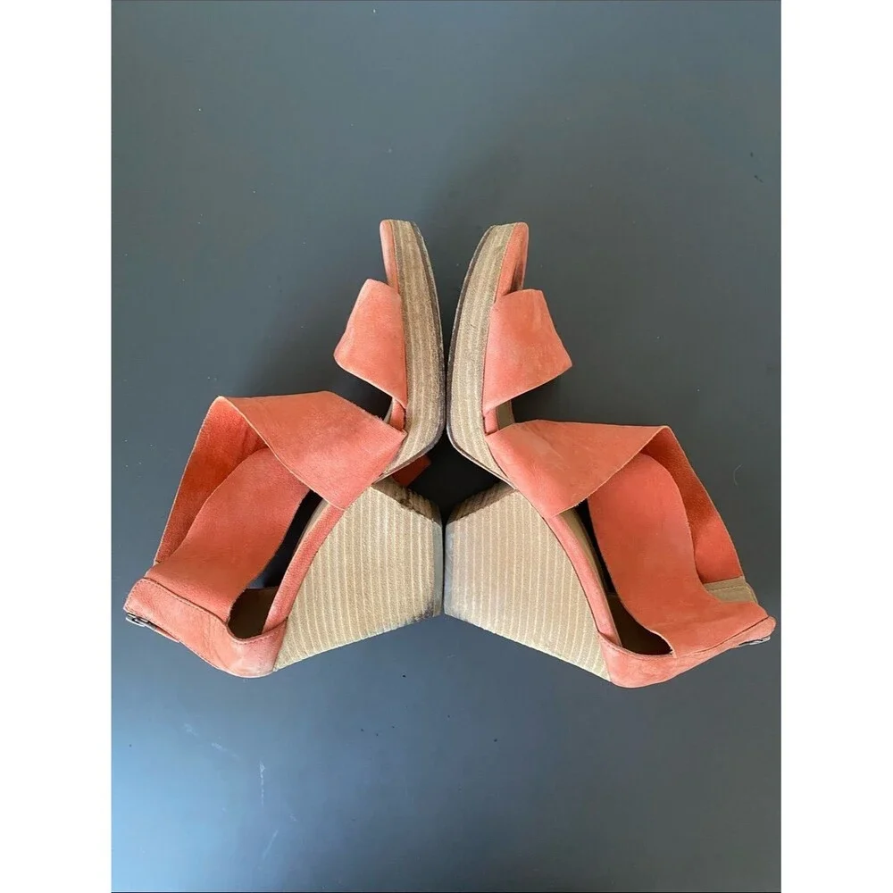 Eileen Fisher Ellis Sandal Coral Suede Wedge Sz 9.5 Coastal Euro Summer Vacation